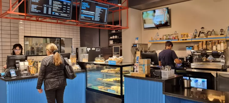 Cafézinho Superfaturado em Las Condes